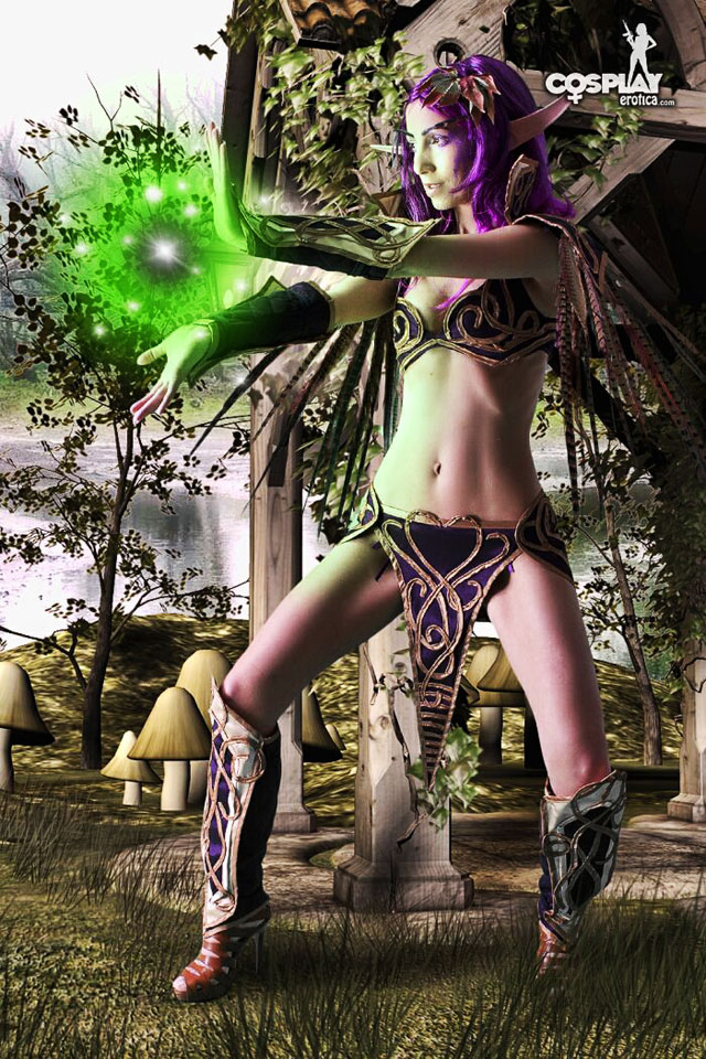 Wild World of Warcraft adult cosplay.