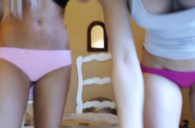 My Free Cams two hot blondes live free show spanking, kissing, lesbian sex.