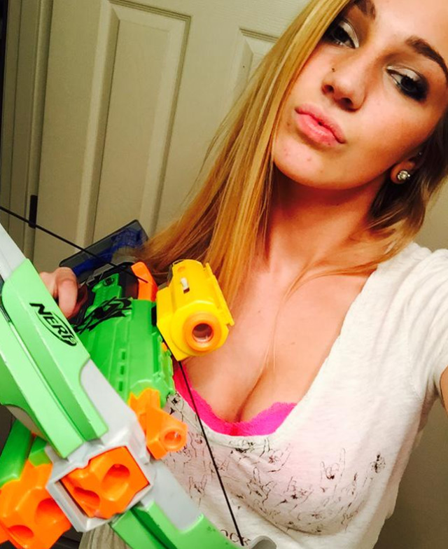 Kendra Sunderland selfie nude pics... Nerf gun!