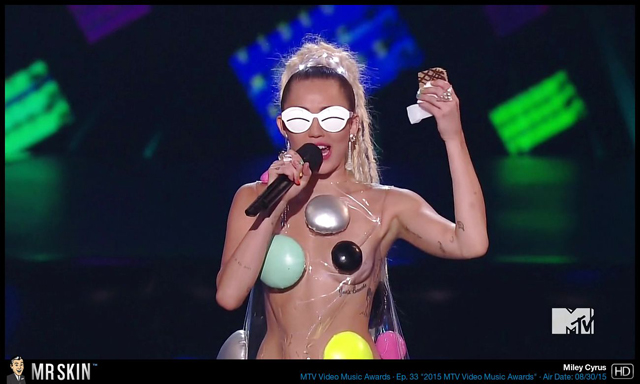 Miley Cyrus MTV Video Music Awards 2015, sexy photos, videos and the nipple slip scandal!