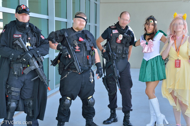 Sailor Jupiter Sailor Moon cosplay public nudity masturbation solo Melody Wylde FTVgirls Halloween costume play porn.