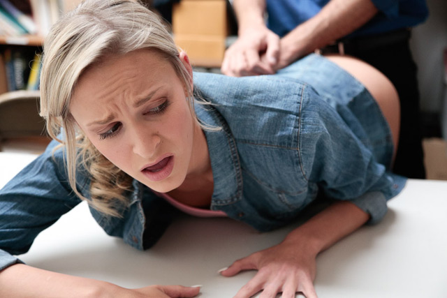 Emma Hix caught shoplifting fucked bt the department officers at the mall for a break.