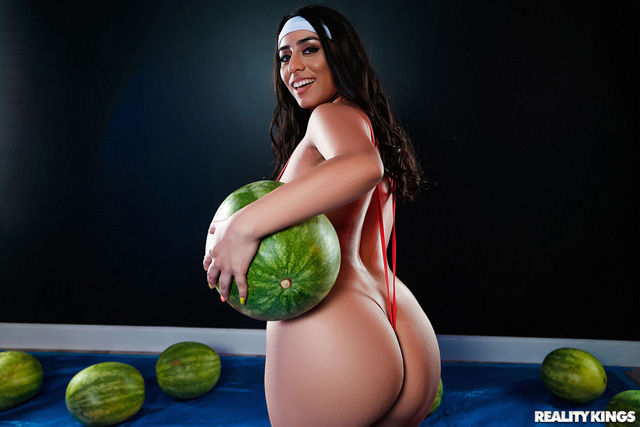 Violet Myers Melon Smashing Food Fetish Porn