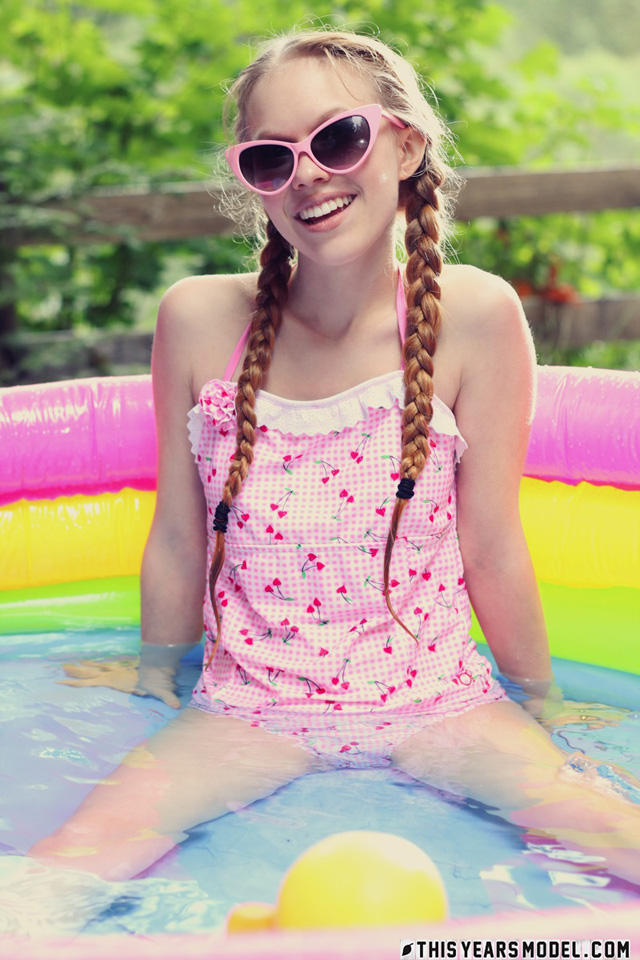 Redhead Teen Outdoor - Wet Dolly Little & Her Ducky Splash In The Sun Â« Porn Corporation â€“ New Porn  Sites Showcased Daily!