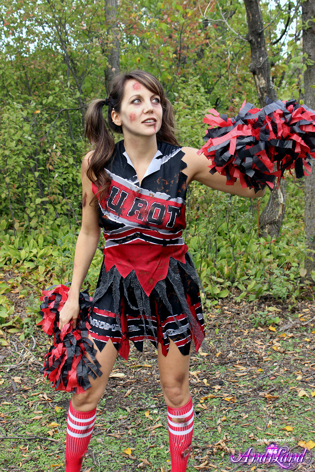 640px x 960px - Zombie Cheerleader Andi Is A Total U ROT Zombabe Â« Porn Corporation â€“ New  Porn Sites Showcased Daily!