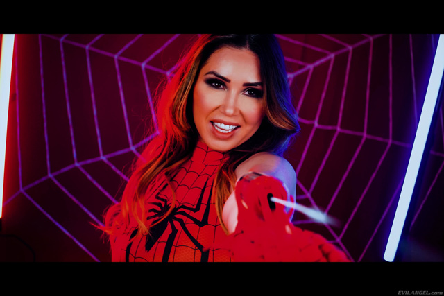 Kianna Dior spider girl parody for Halloween 2022 double blowjob facial Jonni Darkko & Jay Smooth in Evil Angel.
