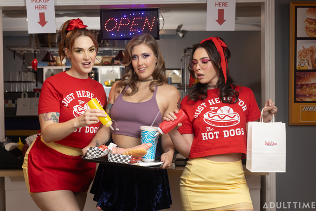 Futa World Dick's Take Out restaurant futanari porn with Electra Rayne, Siri Dahl and Casey Calvert from Adult Time on Porn Corporation.