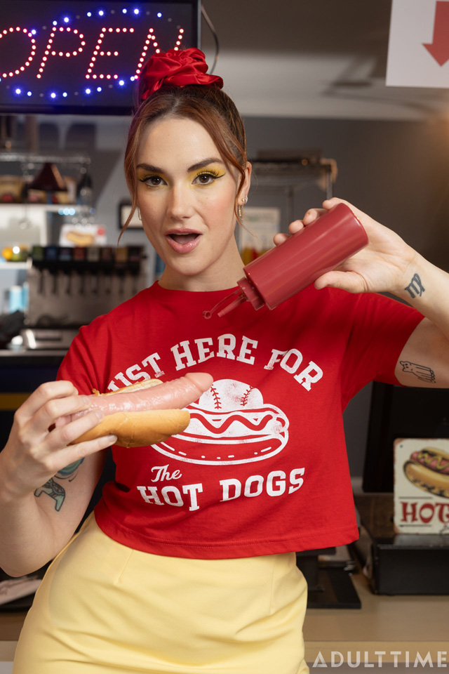 Futa World Dick's Take Out restaurant futanari porn with Electra Rayne, Siri Dahl and Casey Calvert from Adult Time on Porn Corporation.
